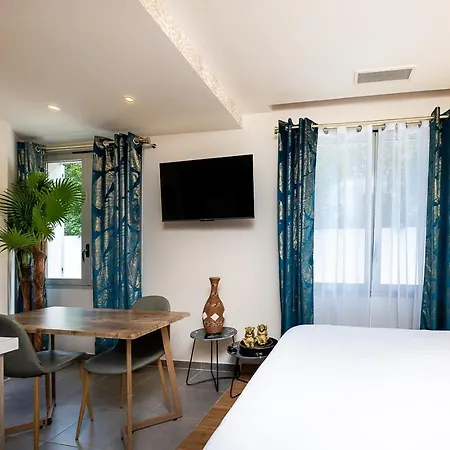 Meuble La Jungle Mandara Beach, Antibes Juan-les-Pins